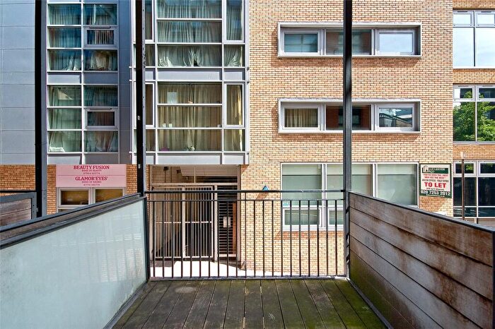 2 Bedroom Apartment To Rent In Britton Street, EC1M