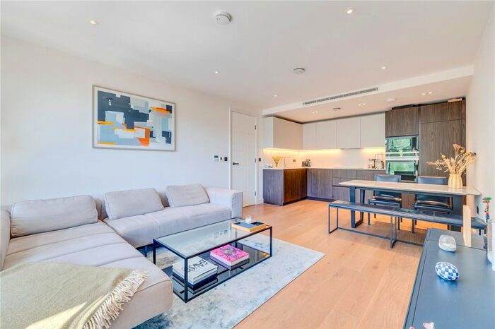 2 Bedroom Flat To Rent In Fulham High Street, London, SW6