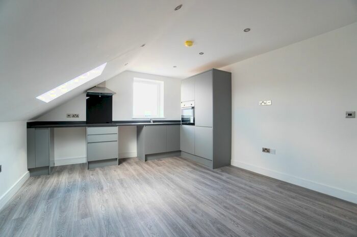 2 Bedroom Flat To Rent In Greenhill Lane, Riddings, Alfreton, DE55