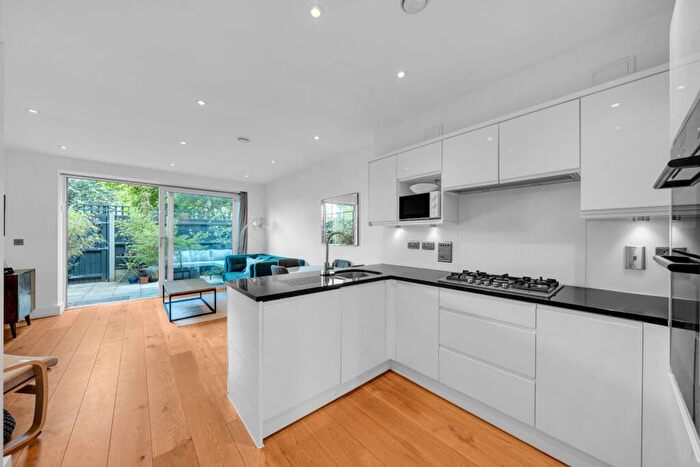 2 Bedroom Terraced House To Rent In Pelton Road, Greenwich, London, SE10