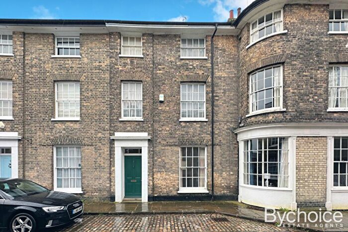 4 Bedroom Town House For Sale In Queen Street, Hadleigh, IP7