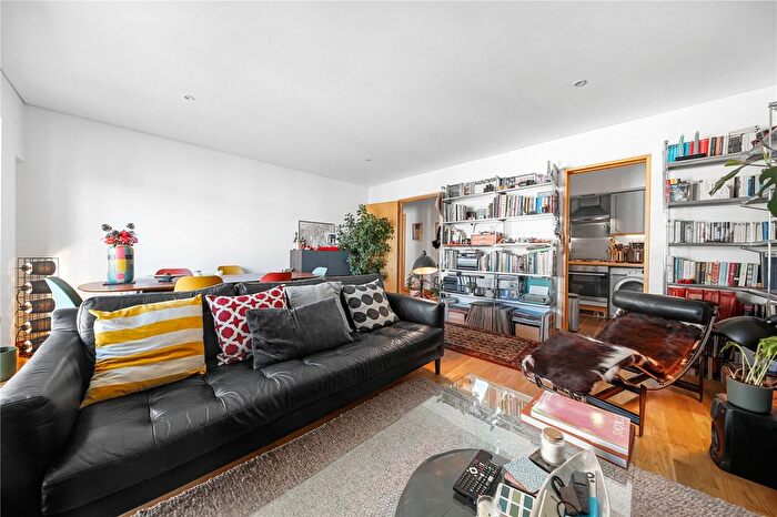 2 Bedroom Property To Rent In Britton Street, London, EC1M