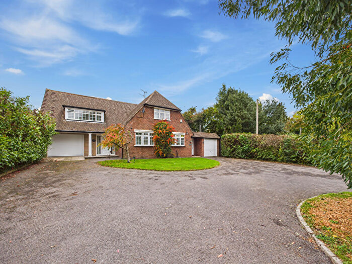 4 Bedroom Detached House For Sale In Green End Road, Radnage, High Wycombe, Buckinghamshire, HP14