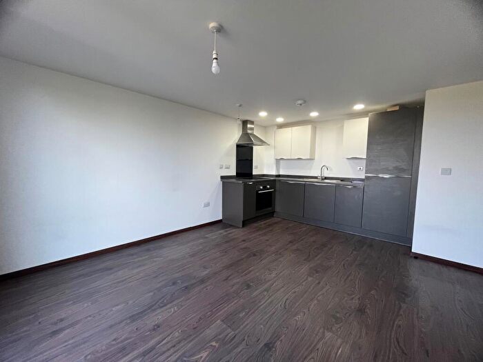 1 Bedroom Flat To Rent In Solihull Heights, Sheldon, B26
