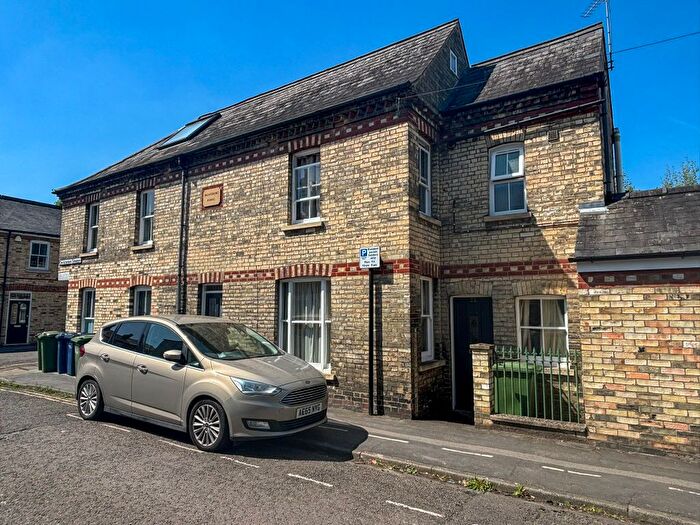 1 Bedroom Semi Detached House To Rent In Cockburn Street, Cambridge, CB1