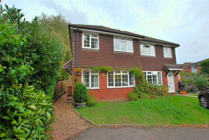 3 Bedroom Semi-Detached House To Rent In Old Merrow Street, Guildford, Surrey, GU4