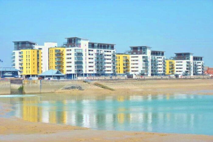 2 Bedroom Flat To Rent In Midway Quay, Eastbourne, East Sussex, BN23