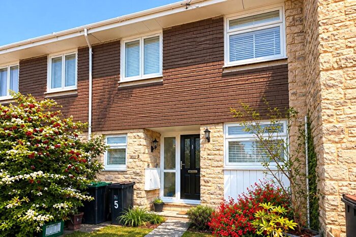 3 Bedroom Terraced House For Sale In Globe Close, Swanage, Dorset, BH19