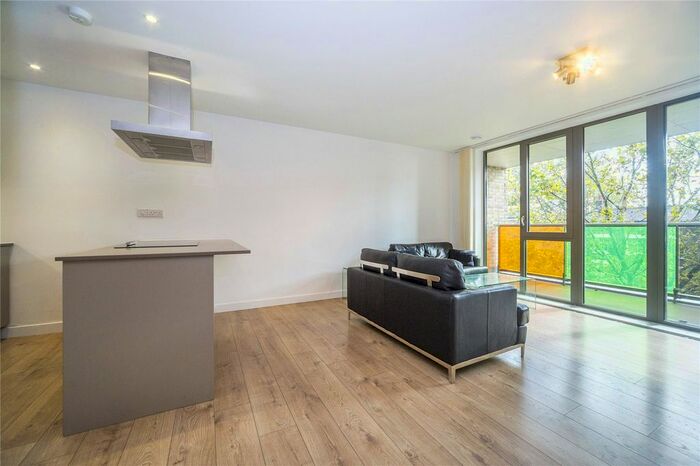 2 Bedroom Flat To Rent In Ginger Line Building, The Highway, London, E1W