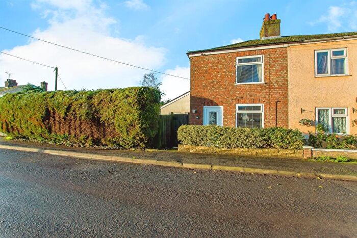 2 Bedroom Semi-Detached House For Sale In Seagate Road, Long Sutton, Spalding, PE12