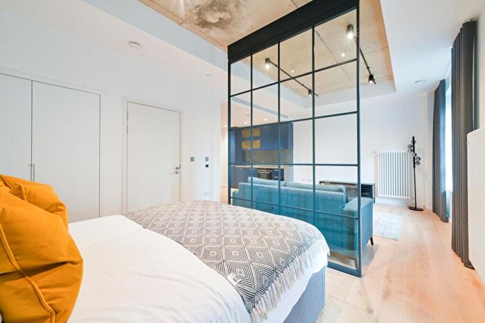 Apartment For Sale In Douglass Tower, Goodluck Hope, London, E14