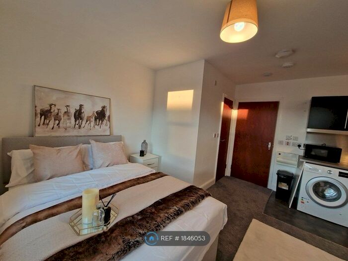 Studio To Rent In Elgin Road, Ilford, IG3