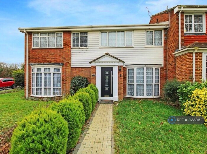 3 Bedroom End Of Terrace House To Rent In Mierscourt Road, Rainham, Gillingham, ME8