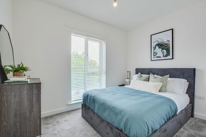 3 Bedroom Flat To Rent In Blackbird, Mews, Sheffield, S2