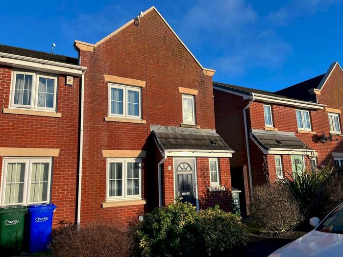 4 Bedroom Semi-Detached House To Rent In Sunningdale Drive, Buckshaw Village, Chorley, PR7