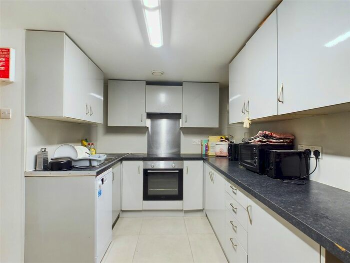 5 Bedroom Terraced House To Rent In Upper Lewes Road, Brighton, BN2