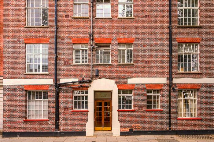 Studio To Rent In Britten Street, London, SW3