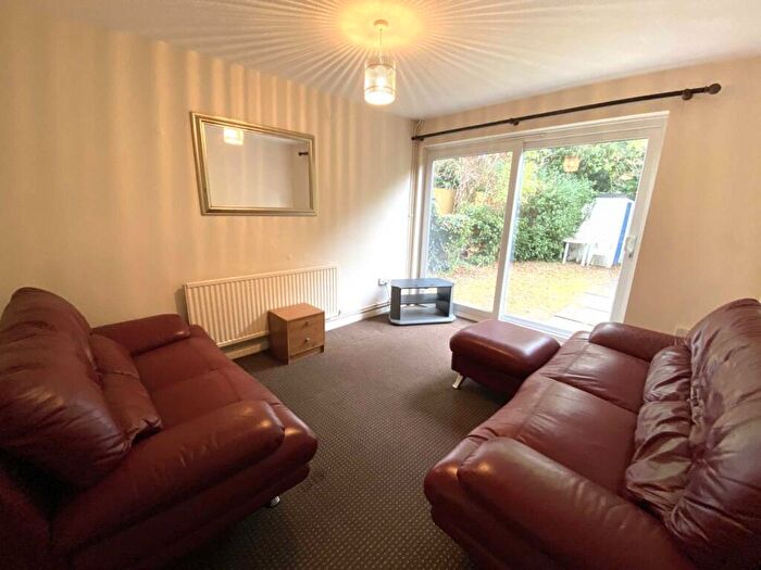3 Bedroom End Of Terrace House To Rent In Kemsing Gardens, Canterbury, CT2