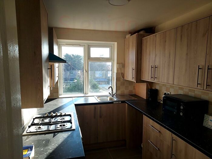 2 Bedroom Flat To Rent In Nicola Close, Harrow, HA3