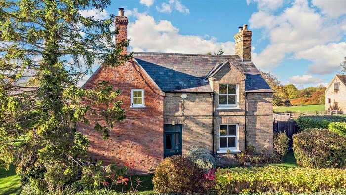 Country House To Rent In Chapel End, Great Gidding, Huntingdon, Cambridgeshire, PE28