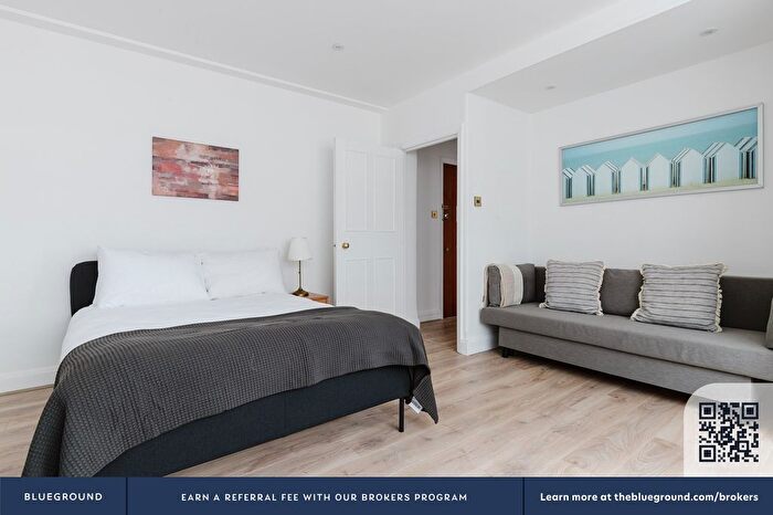 Studio To Rent In Chelsea, London, SW3