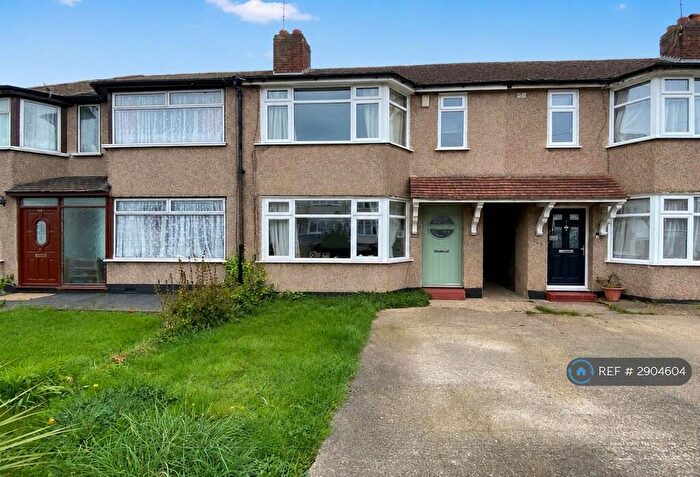 3 Bedroom Terraced House To Rent In Radnor Avenue, Welling, DA16