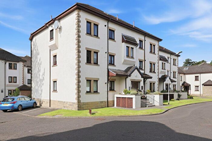 2 Bedroom Flat For Sale In Bowencraig, Largs, KA30