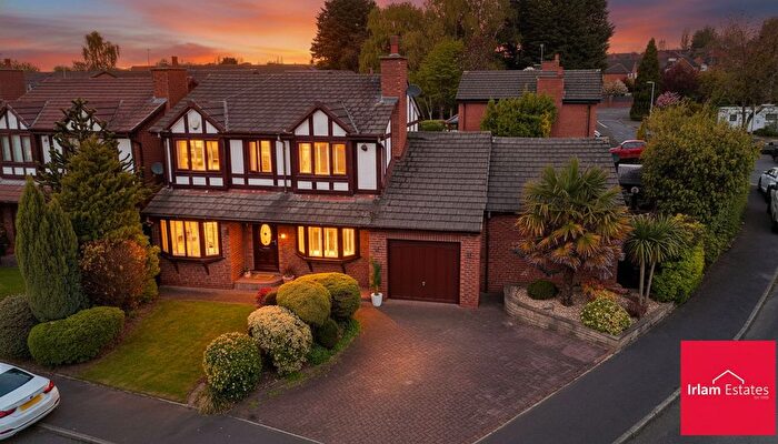 5 Bedroom Detached House For Sale In Fettler Close, Swinton, M27