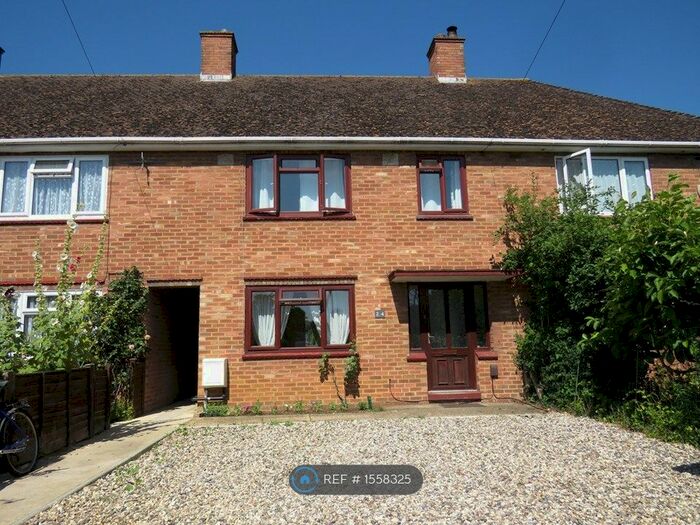 3 Bedroom Terraced House To Rent In Hereward Close, Impington, Cambridge, CB24