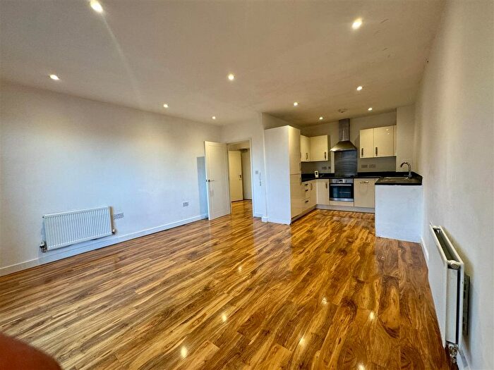 1 Bedroom Flat To Rent In Imperial Drive, North Harrow, Harrow, HA2