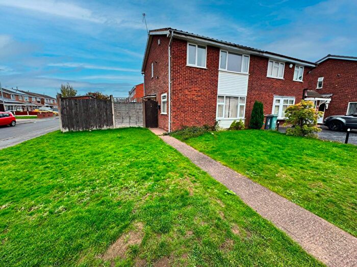 3 Bedroom Semi-detached House To Rent In Furzebank Way, Willenhall, WV12