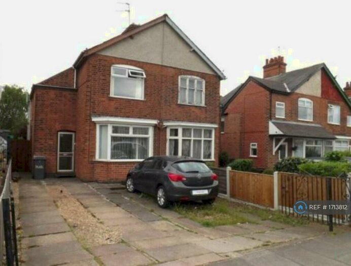 2 Bedroom Semi-Detached House To Rent In Humberstone Lane, Leicester, LE4