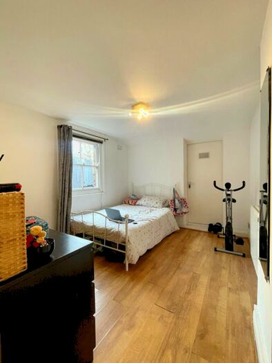 Studio To Rent In White Hart Lane, Wood Green, N22