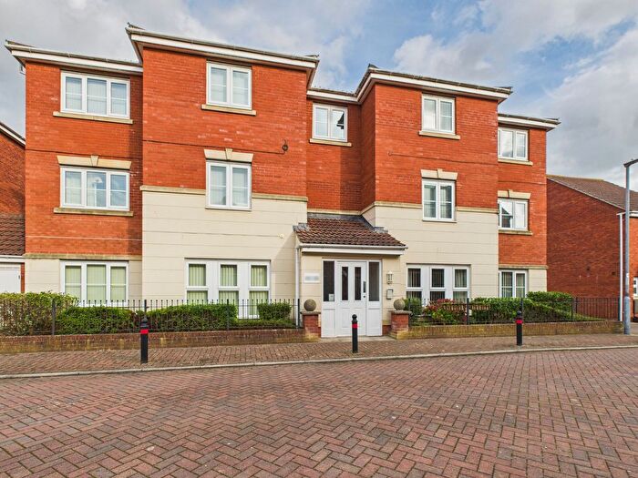 2 Bedroom Flat For Sale In Marsa Way, Bridgwater, TA6