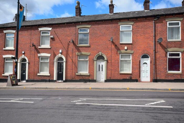 2 Bedroom Terraced House To Rent In Ashton Road, Oldham, OL8