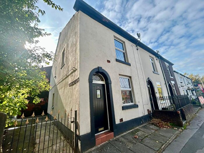 3 Bedroom End Of Terrace House To Rent In Stockport Road East, Bredbury, Stockport, Cheshire, SK6