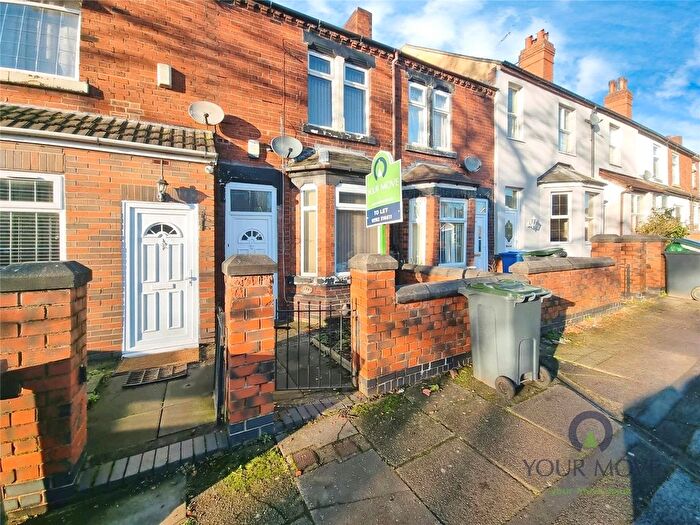 4 Bedroom Terraced House To Rent In Chaplin Road, Stoke-On-Trent, Staffordshire, ST3