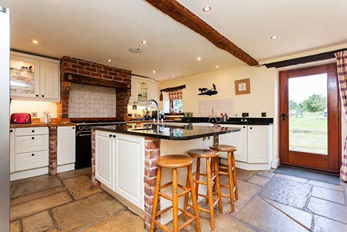 4 Bedroom Barn Conversion For Sale In Hollowforth Lane, Woodplumpton, PR4