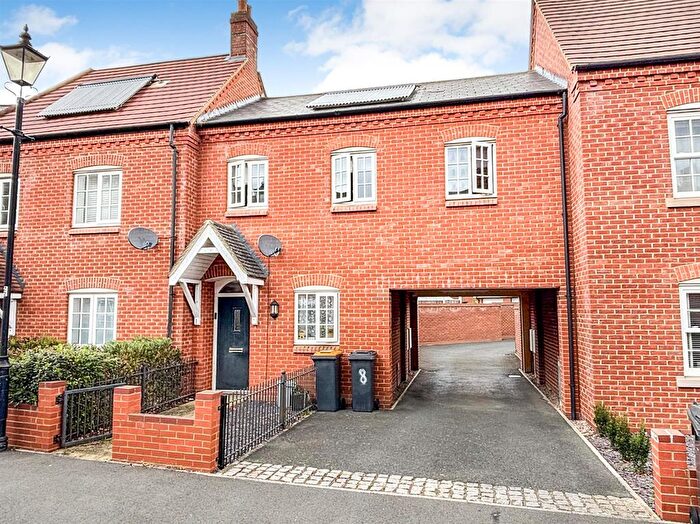 2 Bedroom Detached House For Sale In Wayland Road, Great Denham, Bedford, MK40