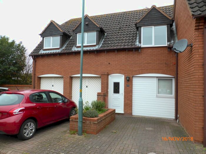 2 Bedroom Flat To Rent In Chantry Gate, Bishops Cleeve, Cheltenham, GL52