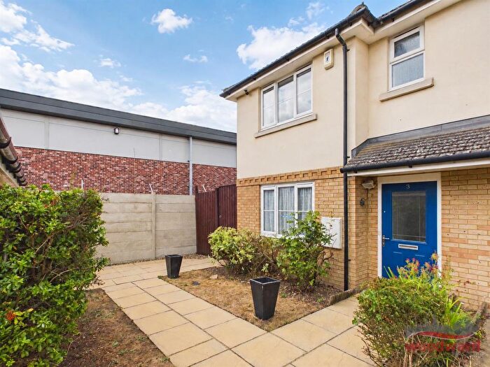 3 Bedroom Semi-Detached House For Sale In Mulberry Place, Harrow, HA2