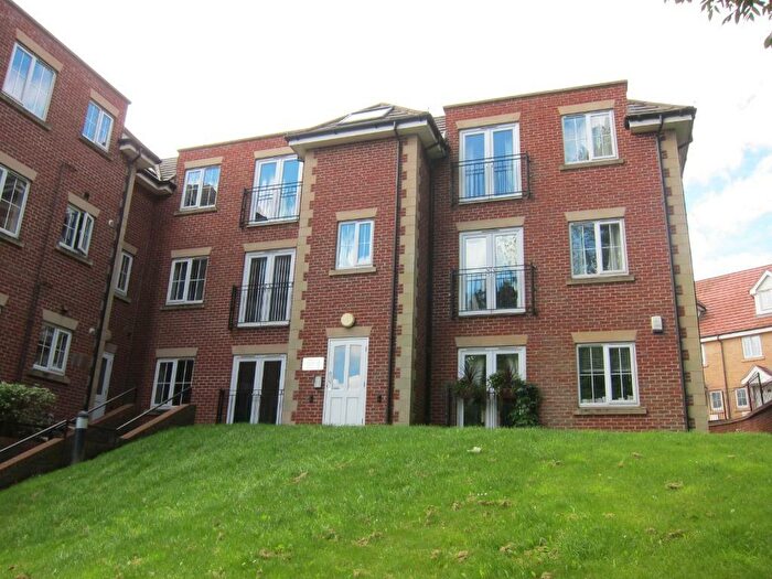 2 Bedroom Apartment To Rent In Clementine Drive, Mapperley, Nottingham, NG3