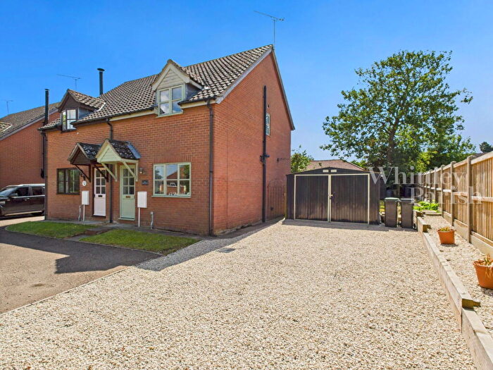 3 Bedroom Semi-Detached House For Sale In Westhorpe Road, Finningham, IP14