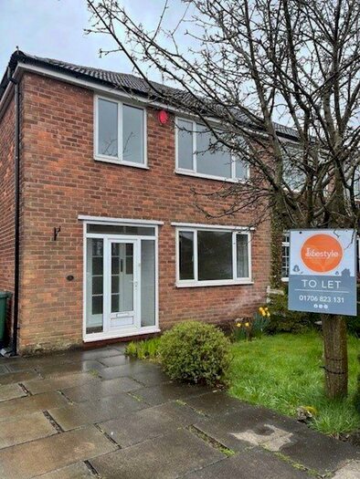 3 Bedroom Semi-Detached House To Rent In Brookside Crescent, Greenmount, BL8