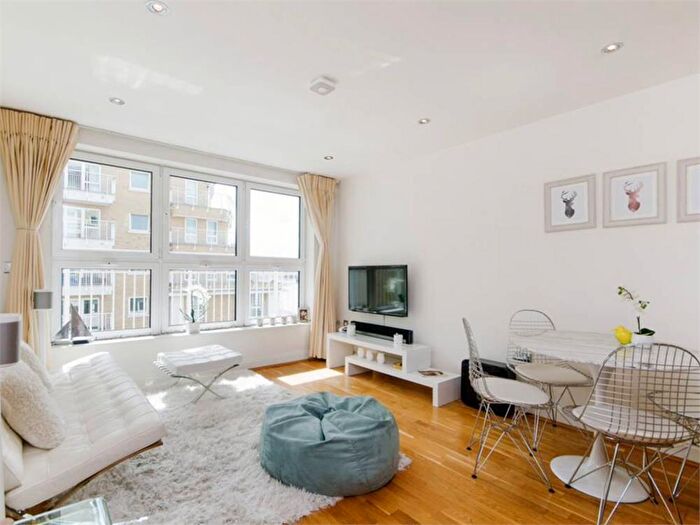 1 Bedroom Flat To Rent In Oyster Wharf, Lombard Road, Battersea, SW11