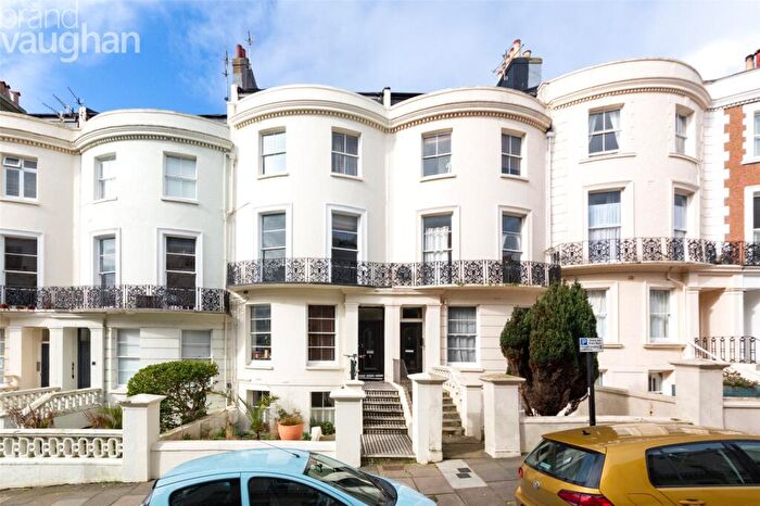 2 Bedroom Flat To Rent In Brunswick Road, Hove, East Sussex, BN3