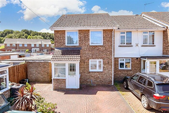 3 Bedroom End Of Terrace House For Sale In Moor View, Godshill, Isle Of Wight, PO38