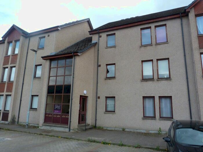 2 Bedroom Flat To Rent In Kingsmills Court, Elgin, IV30