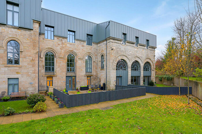 2 Bedroom Flat For Sale In Abbotshall Road, Kirkcaldy, KY1