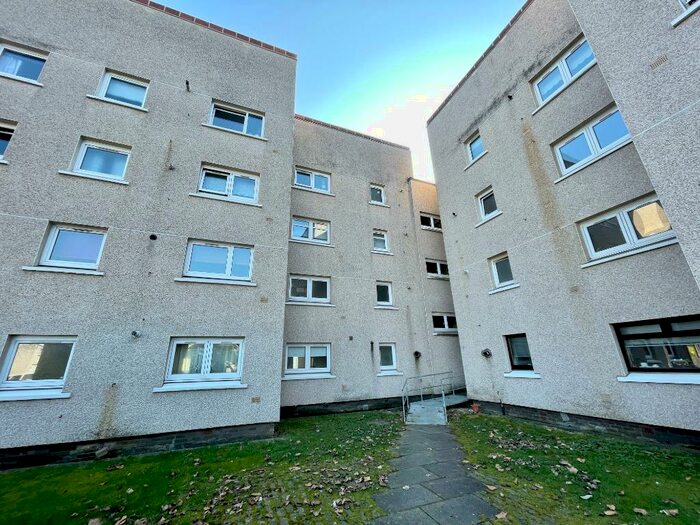 1 Bedroom Flat To Rent In MacLean Square, Kinning Park, Glasgow, G51